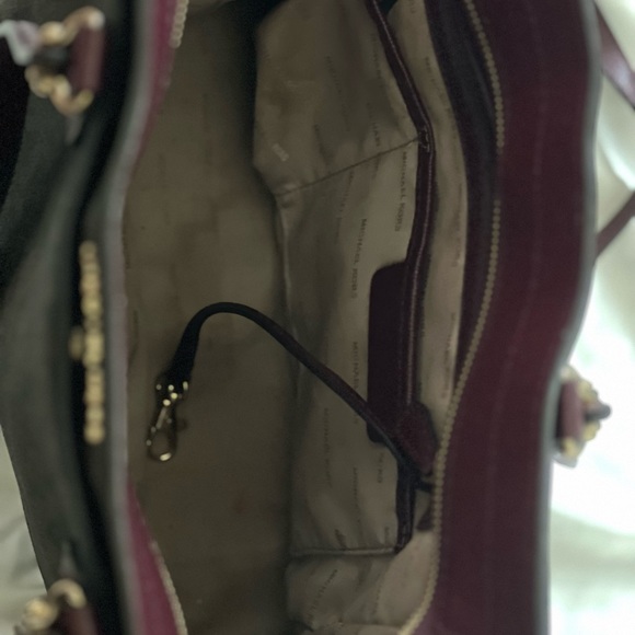 Michael Kors Large Leather Tote - Picture 3 of 5